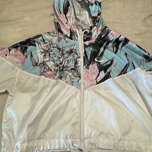 Nike wind breaker, worn once.